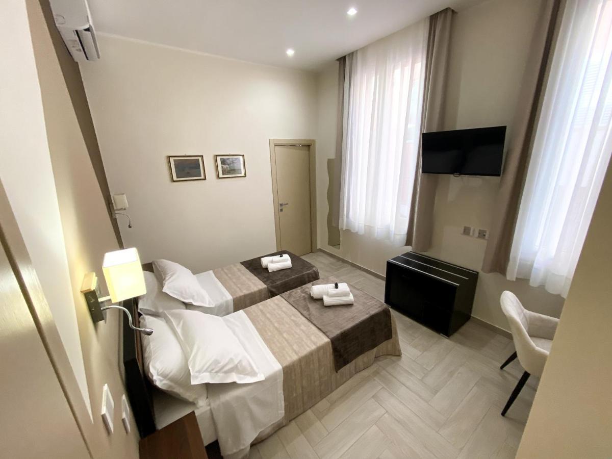 B&B De Nava Suite Reggio Calabria Exterior photo